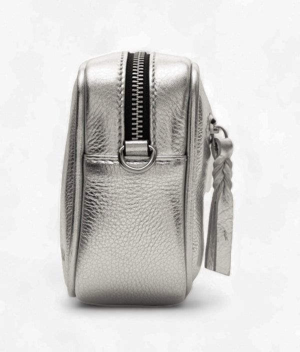 Lumina: Metallic Leather Crossbody Bag (Silver)