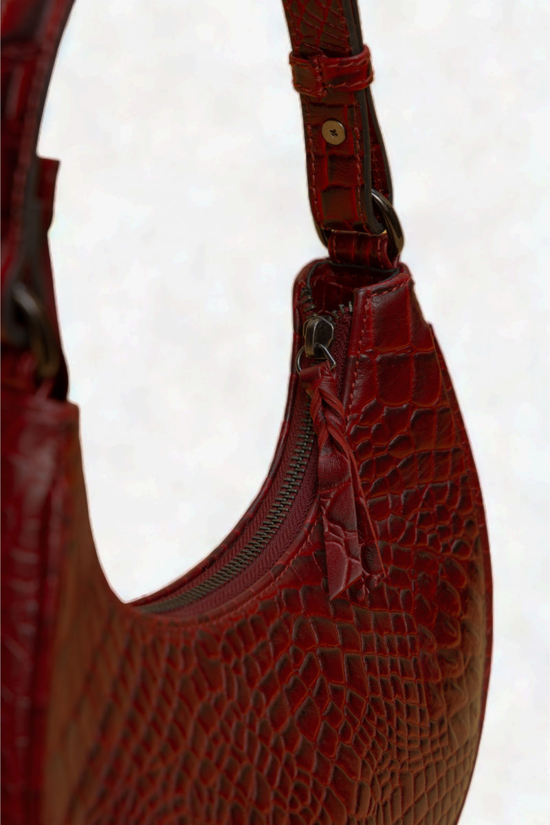 Dazzlo: Luxury Leather Shoulder Bag (Cherry Red)